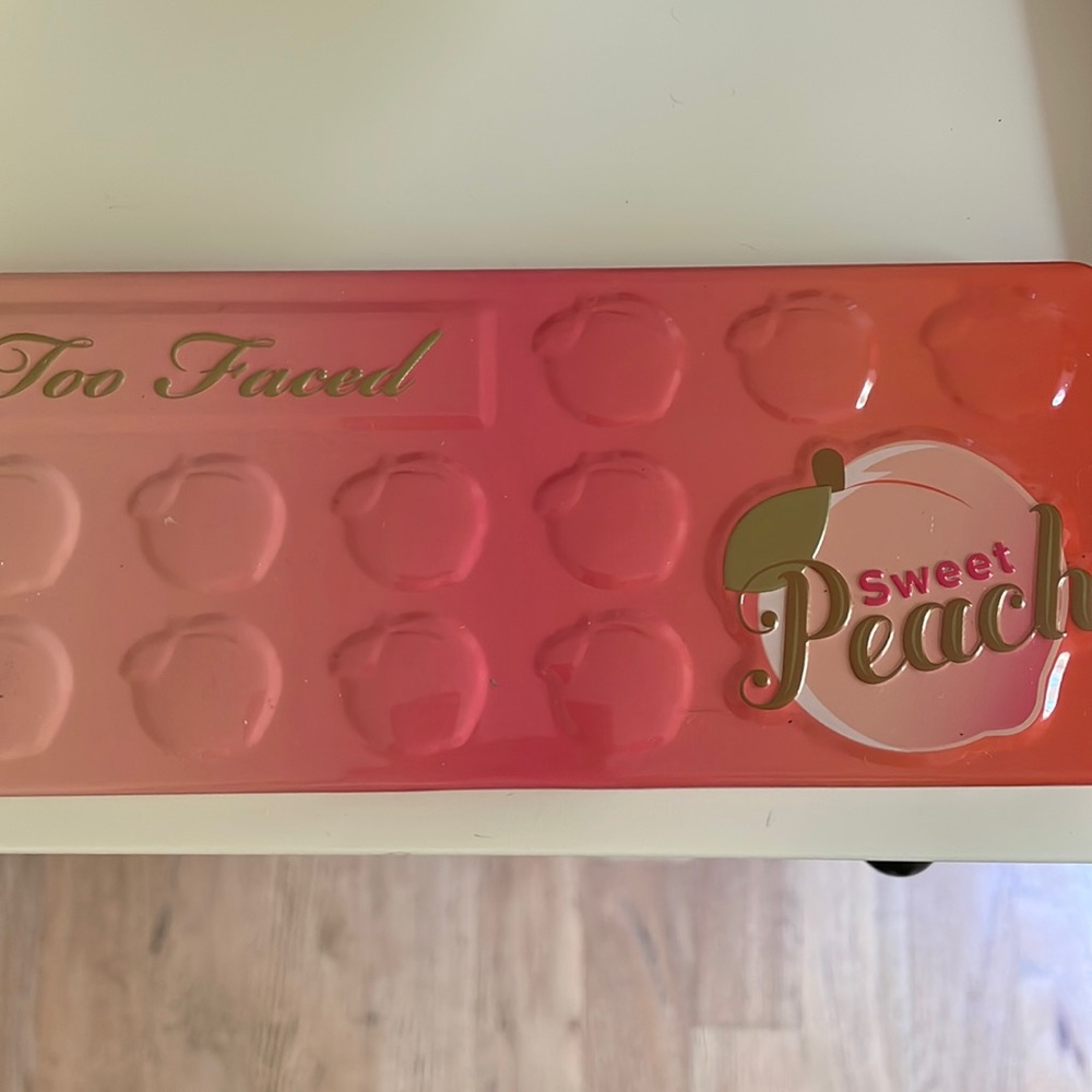 Too Faced Sweet Peach - used once